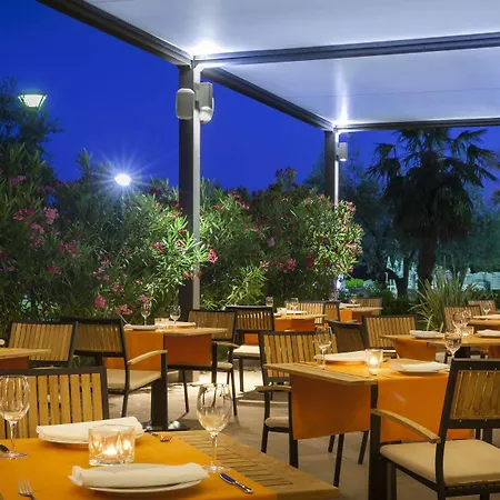 Aminess Sirena - Homes Classic 4* Новиград